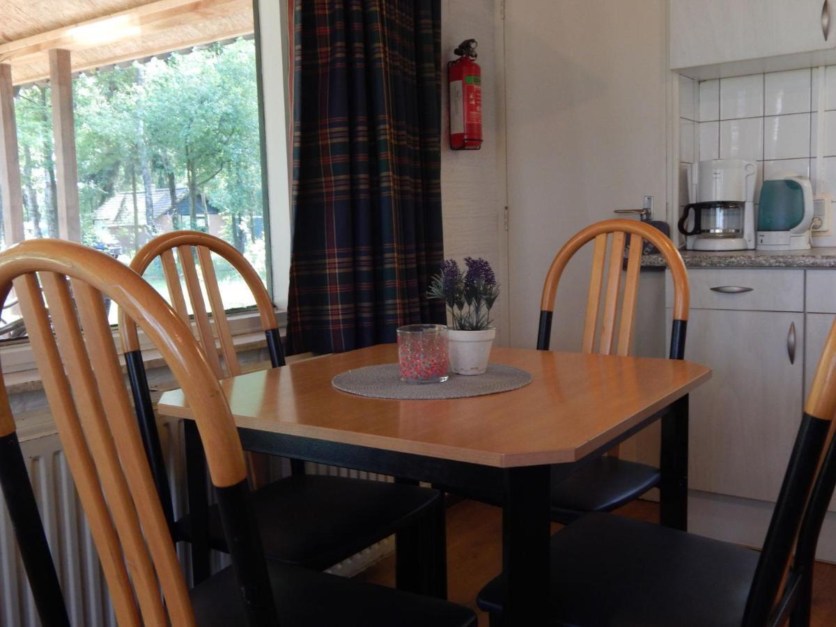 Detached Bungalow With Lovely Covered Terrace In A Nature Rich Holiday Park Stramproy Exterior photo